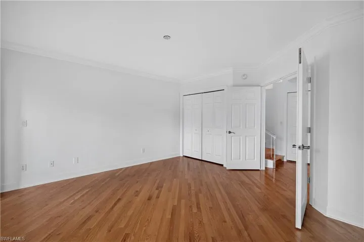 27008 Oakwood Lake Dr, Bonita Springs, Florida 34134