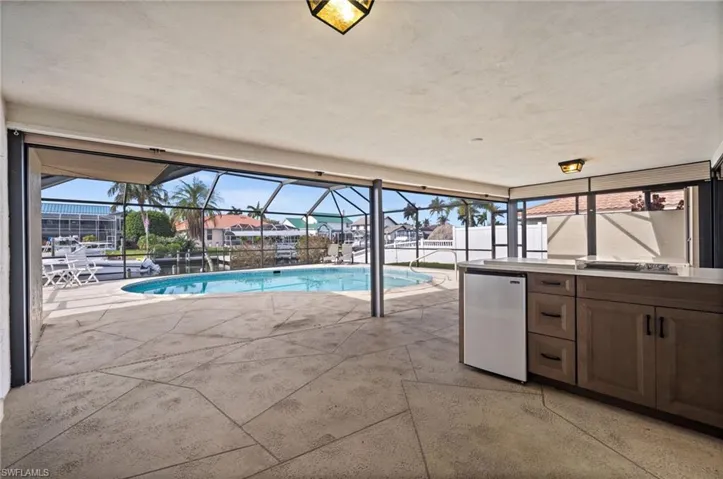 Outdoor Kitchen