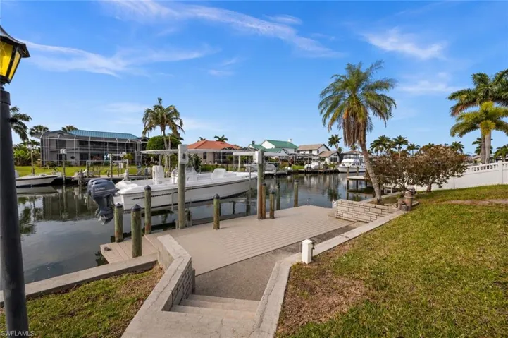 Virtually Staged Lift & Dock