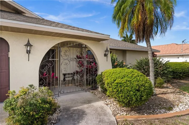 1216 Sw 53rd St, Cape Coral, Florida 33914