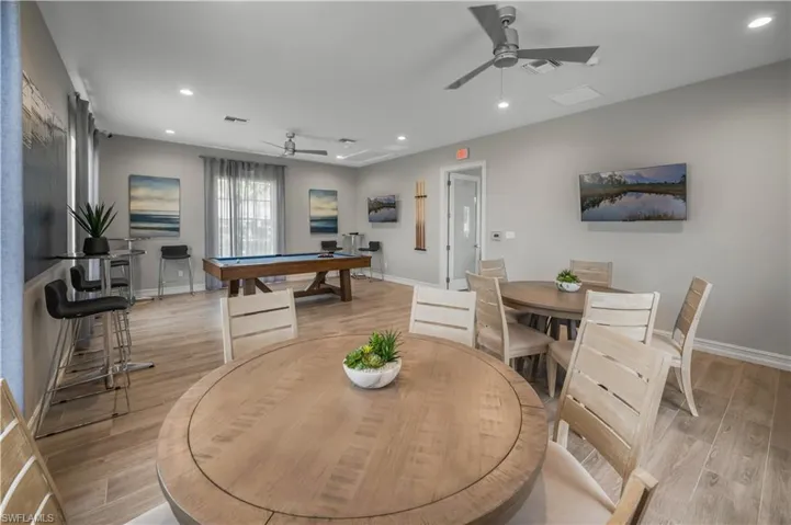 498  Kamari  CV, Naples, FL 34114