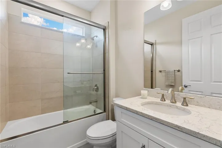 498  Kamari  CV, Naples, FL 34114