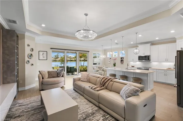 498  Kamari  CV, Naples, FL 34114