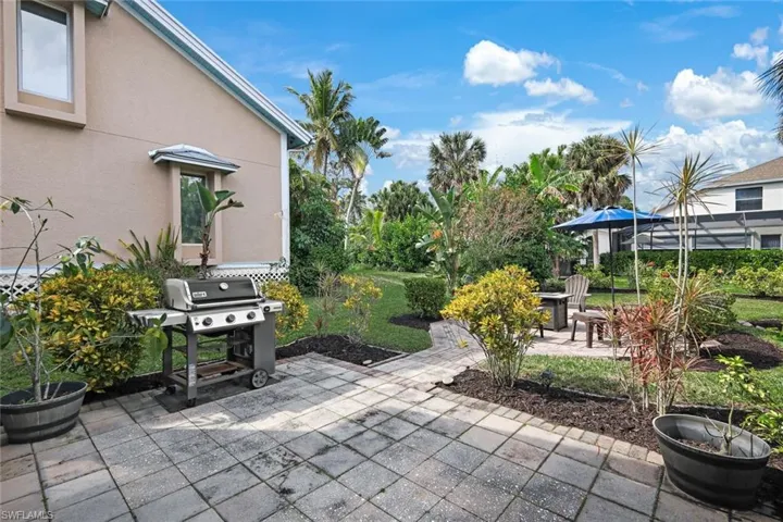 Expansive patio with ample room for sun bathing!
