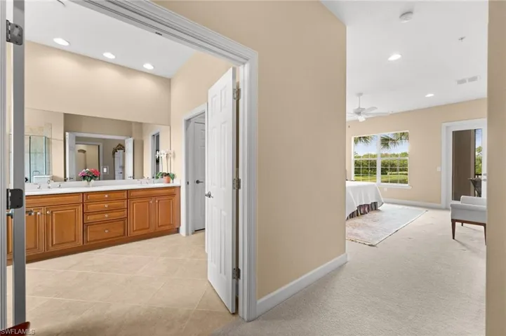 10391 Glastonbury Cir 202, Fort Myers, Florida 33913
