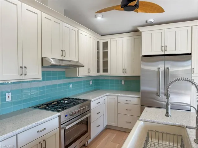 Gourmet Kitchen Gas Cooking too!
