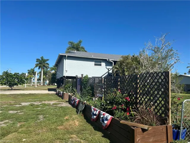309 Storter Ave S, Everglades City, Florida 34139