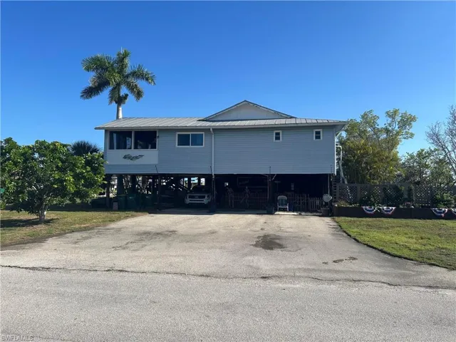 309 Storter Ave S, Everglades City, Florida 34139