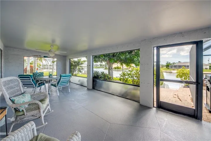 the covered part of the lanai gives you the shade you want to enjoy dinners and entertaining
