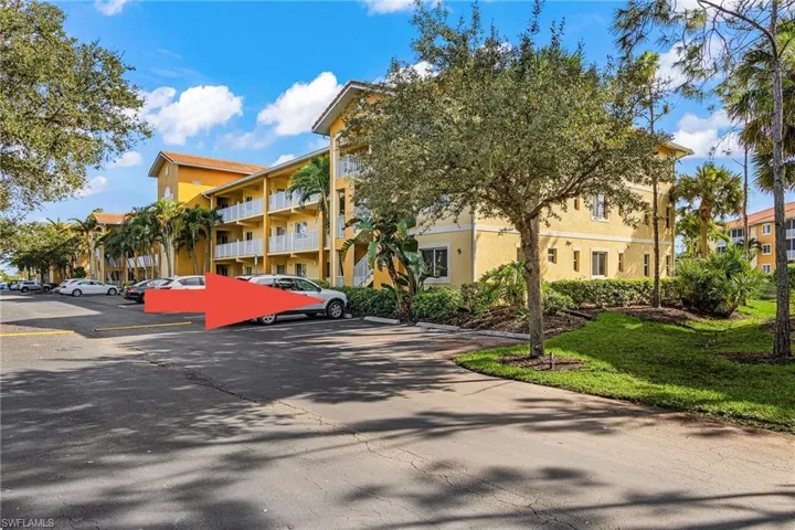 3 bedroom,1st flr end unit