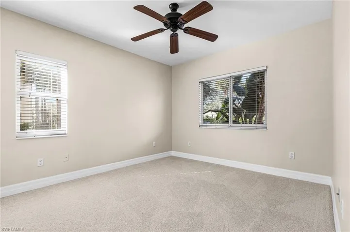 Front xtra bedroom facing north