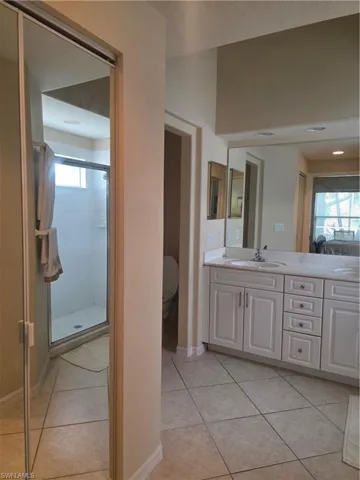 8164  Ibis Cove  CIR, Naples, FL 34119