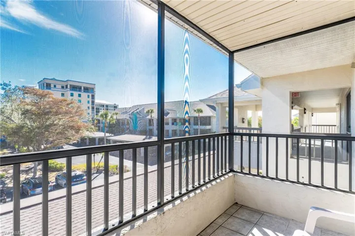 Guest Bedroom Private Balcony