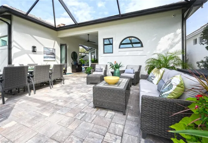Fabulous entertaining space