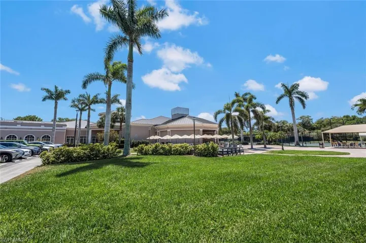 Surrounding community with a lawn