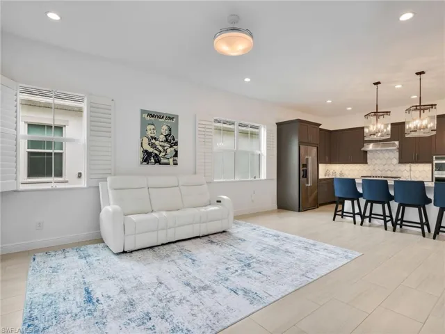 9052 Saint Lucia Dr, Naples, Florida 34114