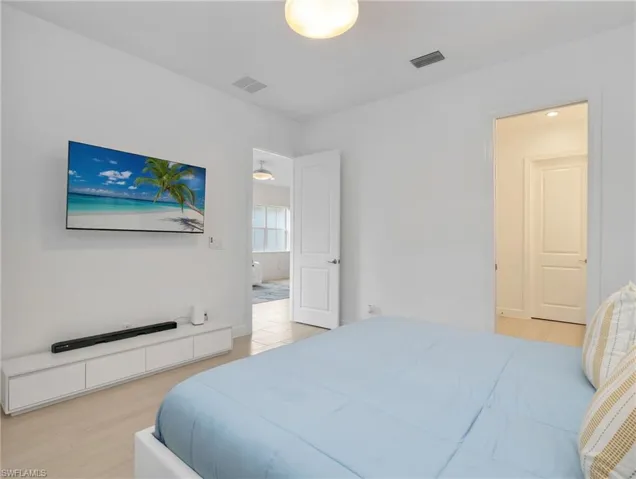 9052 Saint Lucia Dr, Naples, Florida 34114