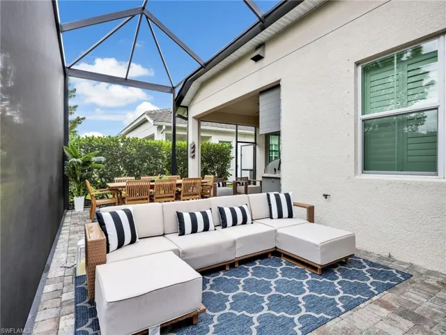 9052 Saint Lucia Dr, Naples, Florida 34114