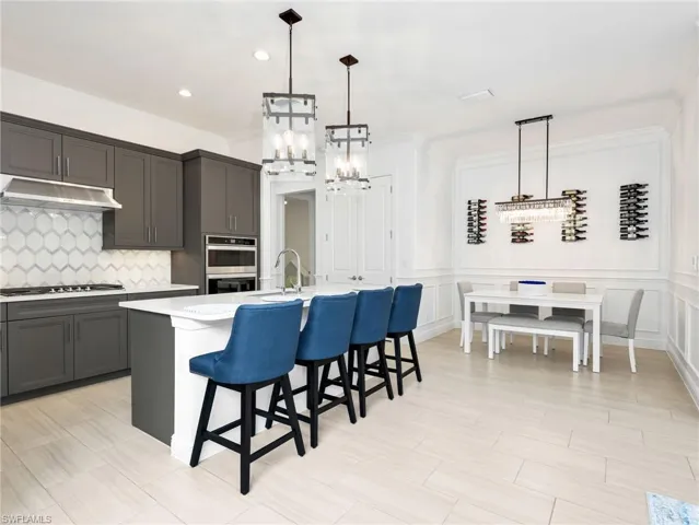 9052 Saint Lucia Dr, Naples, Florida 34114