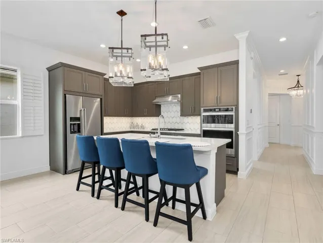 9052 Saint Lucia Dr, Naples, Florida 34114