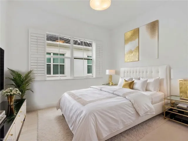 9052 Saint Lucia Dr, Naples, Florida 34114