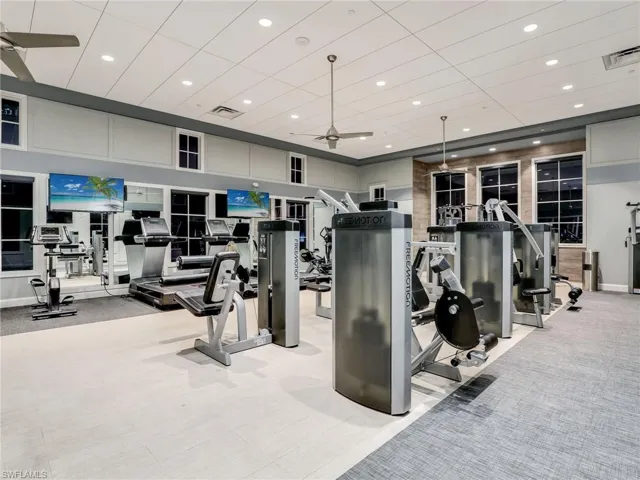 9052 Saint Lucia Dr, Naples, Florida 34114