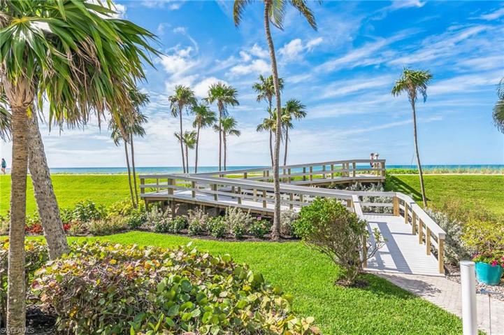 4651 Gulf Shore #902 BLVD N, NAPLES FL 34103