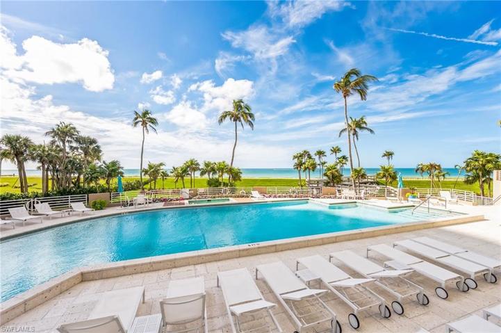4651 Gulf Shore #902 BLVD N, NAPLES FL 34103