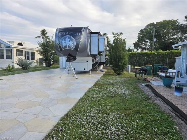 7  Jasper  DR, NAPLES, FL 34114