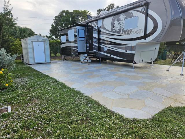 7  Jasper  DR, NAPLES, FL 34114