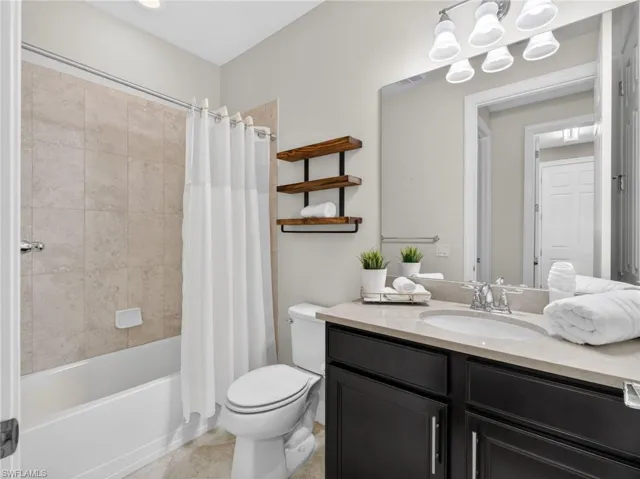 6124 Victory Dr, Ave Maria, Florida 34142