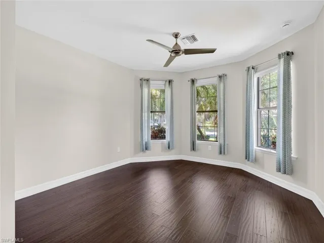 Front guest bedroom