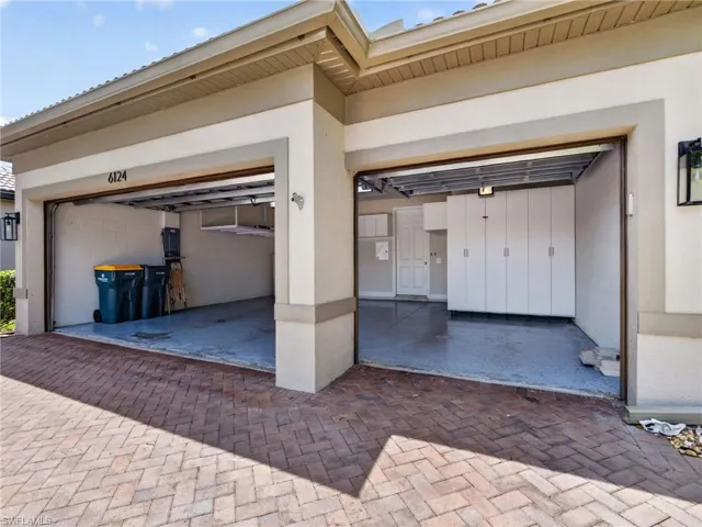 3-car garage