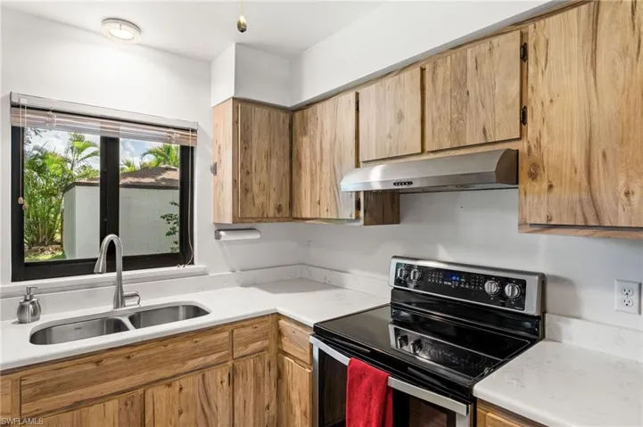 18217 Oriole Rd, Fort Myers, Florida 33967
