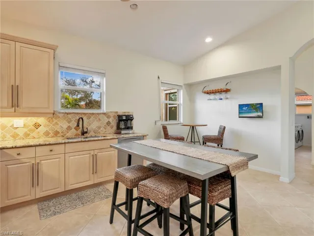 2590 Marshcreek Ln 201, Naples, Florida 34119