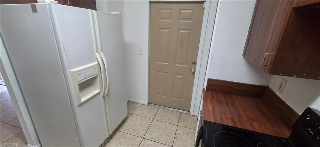 573 Bell Blvd S, Lehigh Acres, Florida 33974