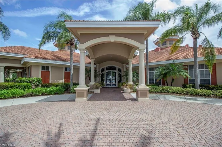 Entrance to clubhouse.