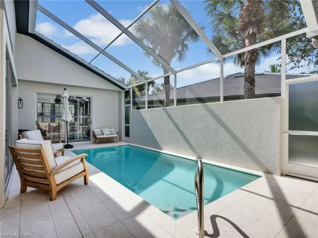 1661  Tarpon Bay S DR, Naples, FL 34119
