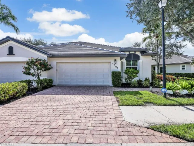 1661  Tarpon Bay S DR, Naples, FL 34119