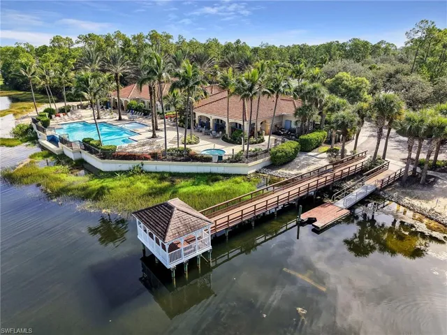 1661  Tarpon Bay S DR, Naples, FL 34119