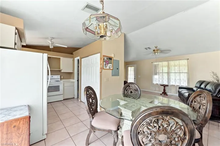 2361 4th Ave Ne, Naples, Florida 34120