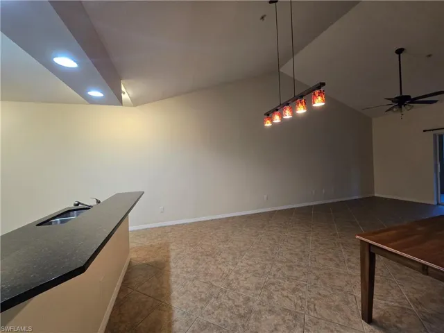 1101 Winding Pines Cir 202, Cape Coral, Florida 33909