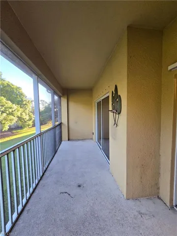 1101 Winding Pines Cir 202, Cape Coral, Florida 33909