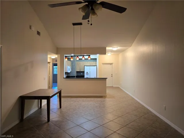 1101 Winding Pines Cir 202, Cape Coral, Florida 33909