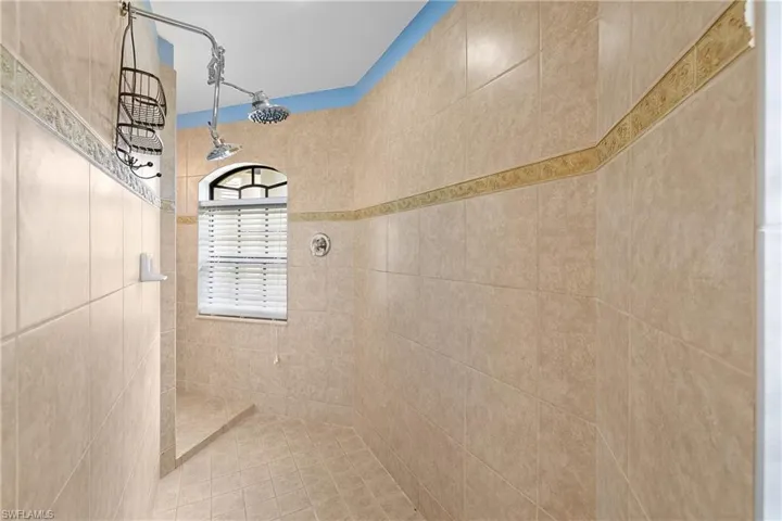 525 Nw 8th Ter, Cape Coral Fl 33993