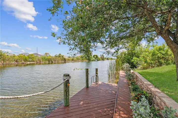 525 Nw 8th Ter, Cape Coral Fl 33993