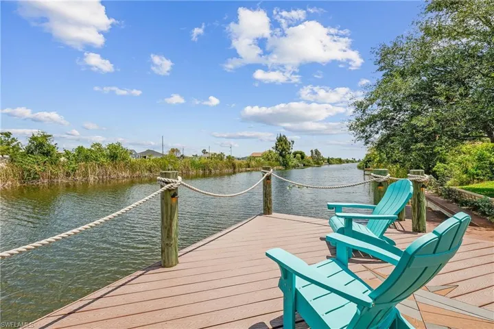 525 Nw 8th Ter, Cape Coral Fl 33993