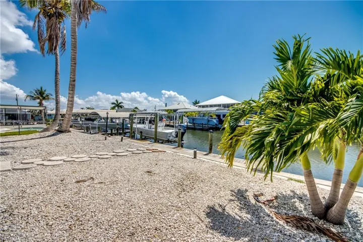 2360 Oleander St, St. James City, Florida 33956