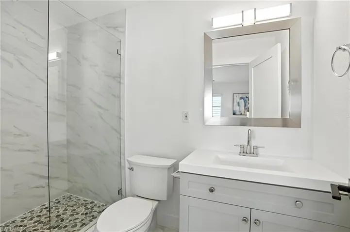 1324  Highlands  DR, Naples, FL 34103