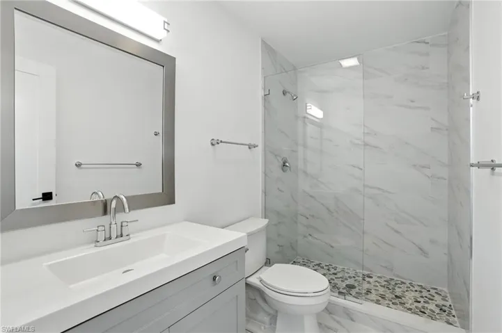 1324  Highlands  DR, Naples, FL 34103